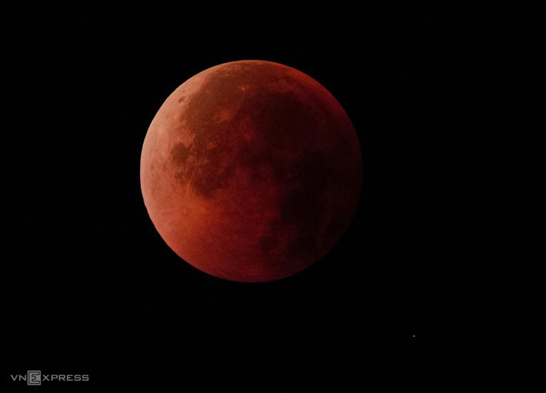 A total lunar eclipse will turn the moon blood red on Tuesday across ...