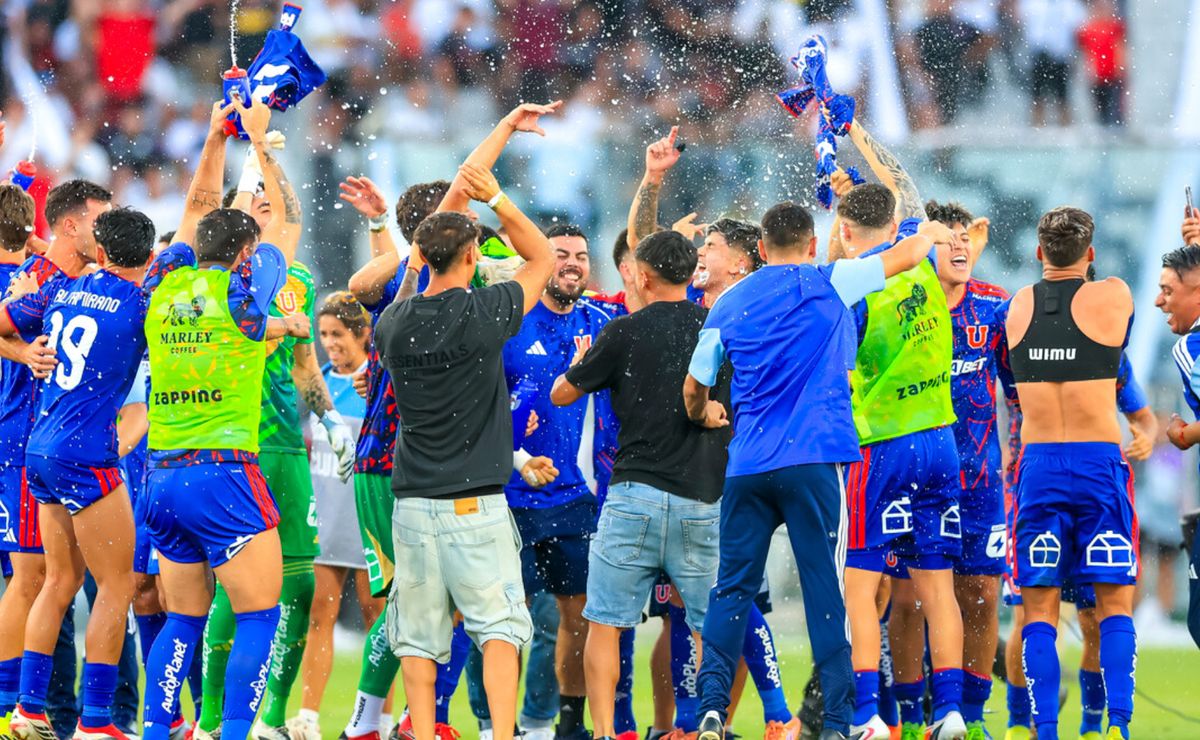 Informe arbitral denuncia a la U pese al triunfo en el Superclásico