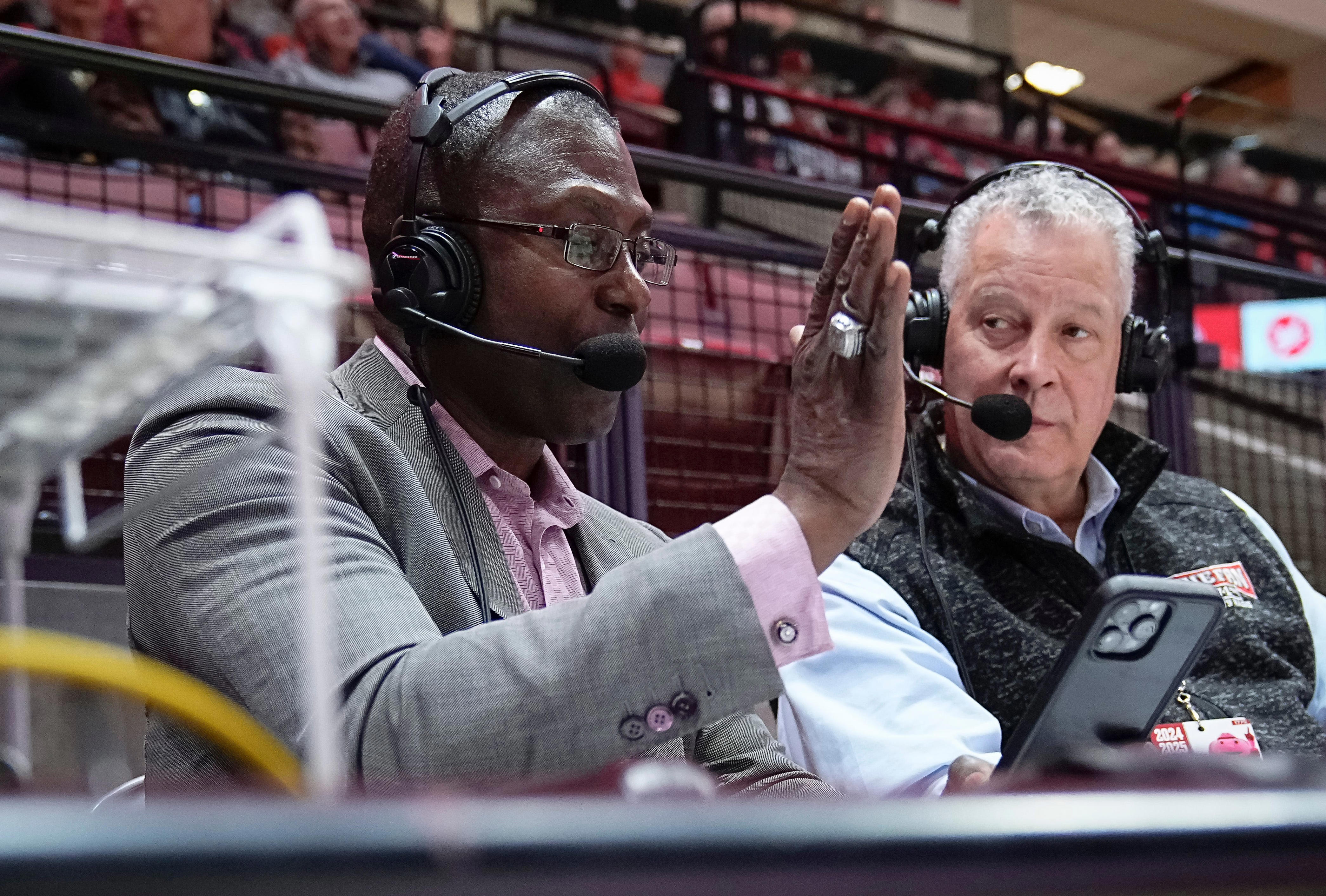 Radio voice Paul Keels to be inducted into Ohio Basketball Hall of Fame