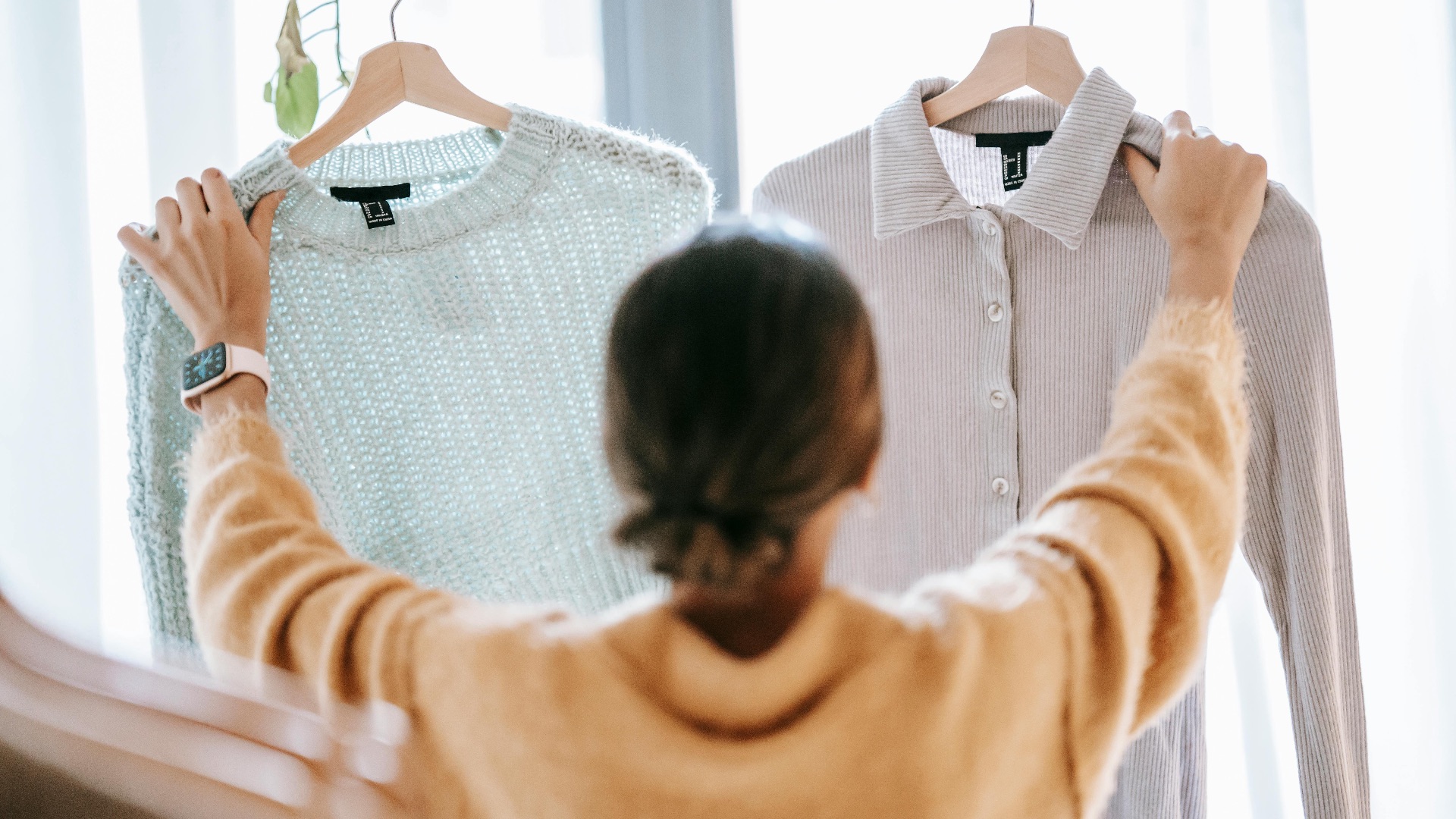 10 closet problems that cause outfit paralysis & 10 fixes that help