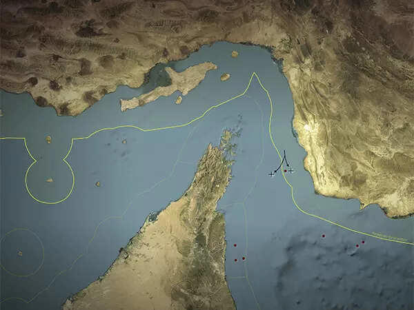 Iran closes Strait of Hormuz and will ensure oil prices reach $200 amid ...
