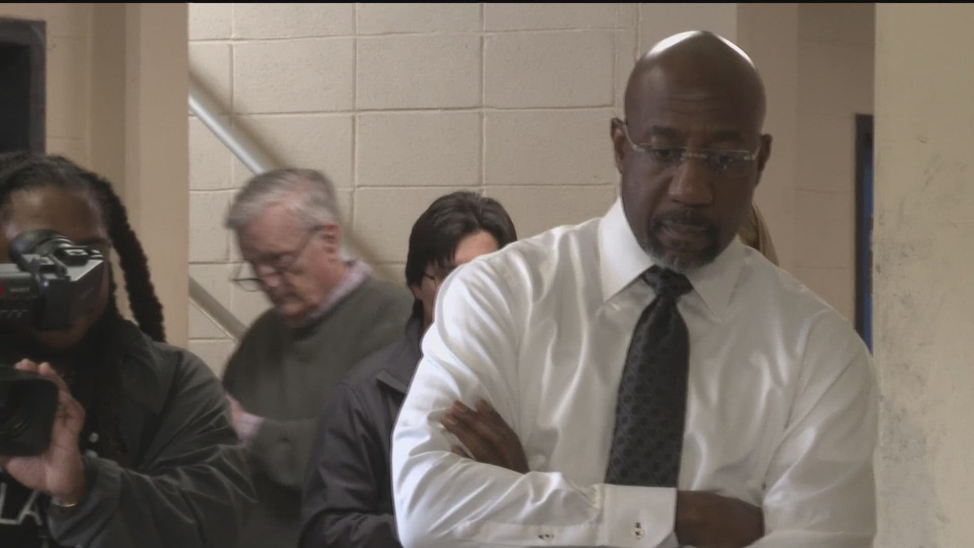 Sen. Warnock visits Social Circle for tour to see how ICE detention ...