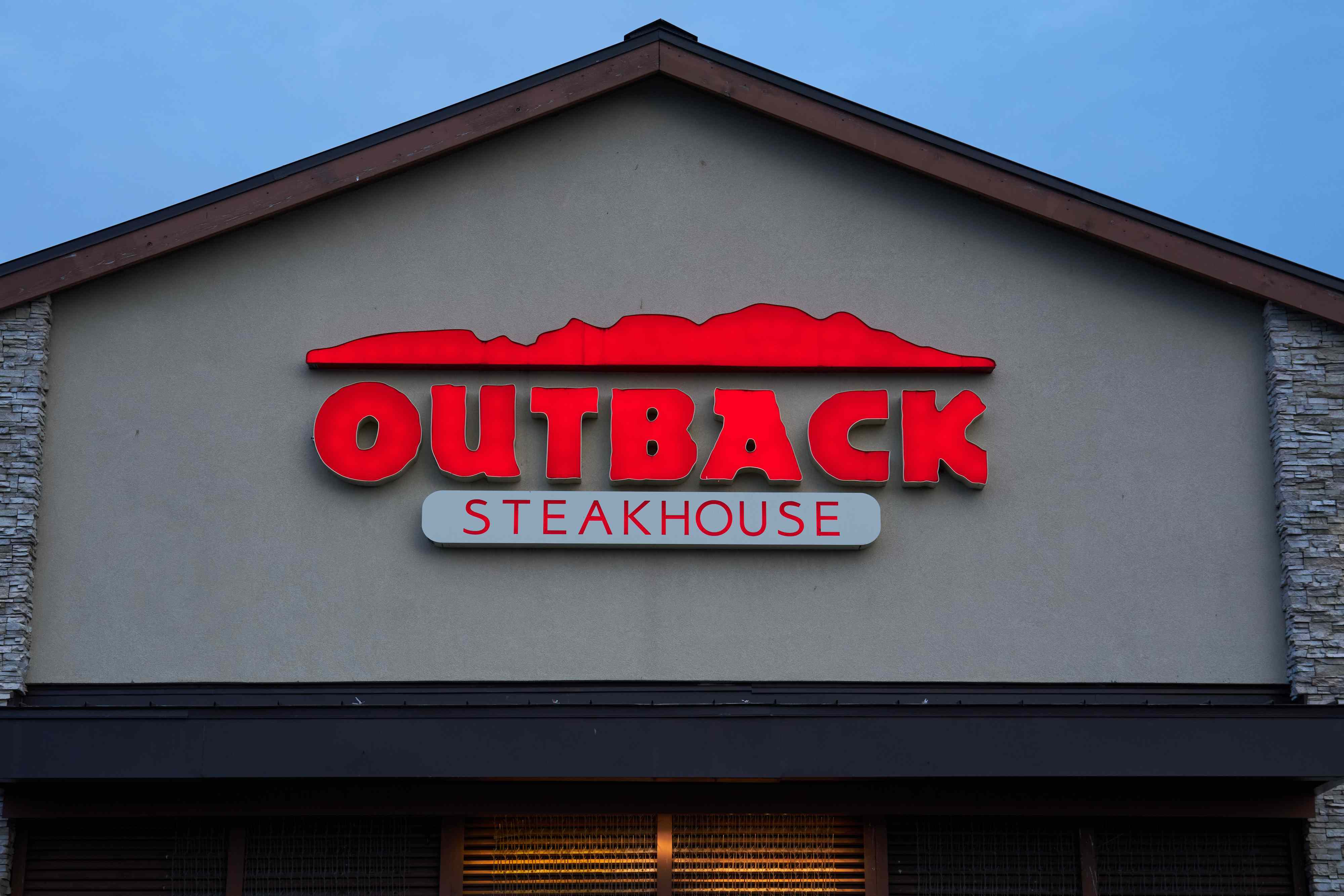 Outback Steakhouse brings back a fan-favorite dinner combo