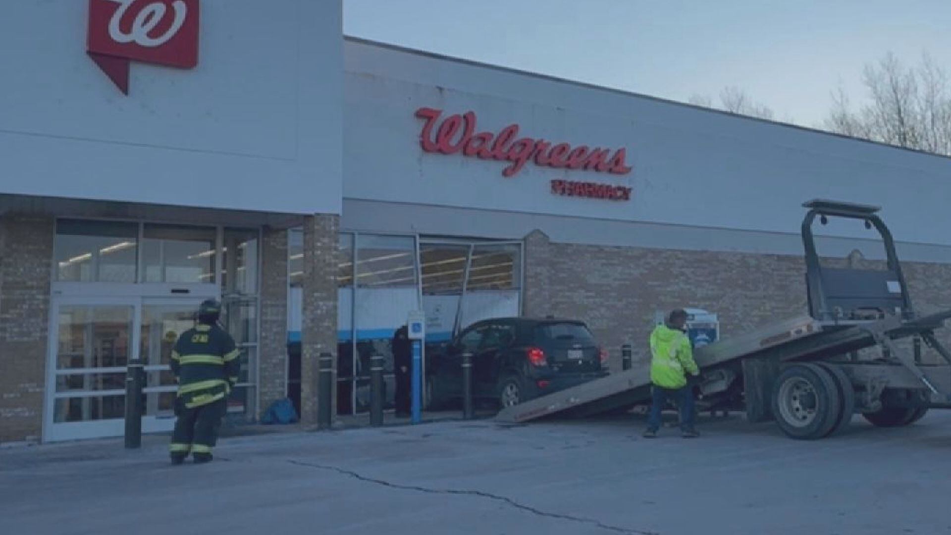 Driver crashes into Walgreens in Caribou