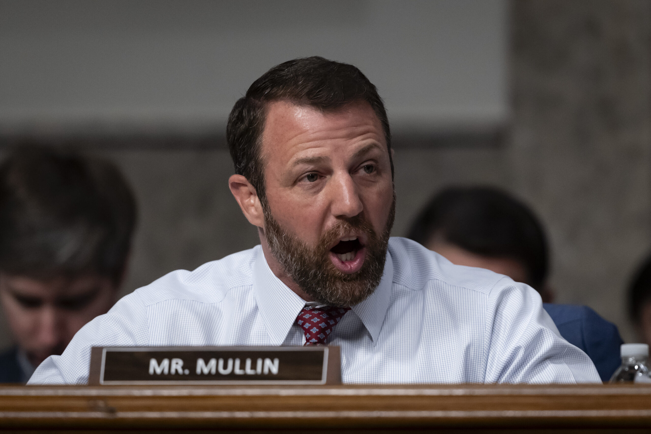 Just in: Markwayne Mullin DHS nomination advances to a full Senate vote ...