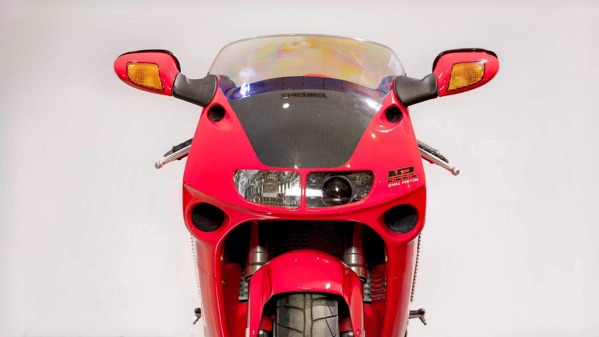 Front on shot of 1992 Honda NR750