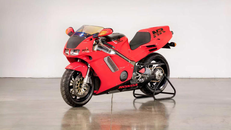 The most beautiful Japanese motorcycle Ducati never wanted you to notice