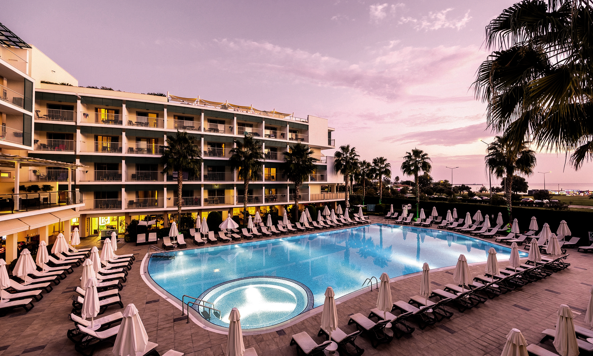 Brits' favourite TUI hotel revealed - with a private beach, pool and ...