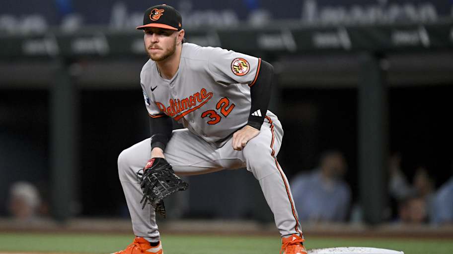 Pirates' Ryan O'Hearn adjusting to new fielding assignment