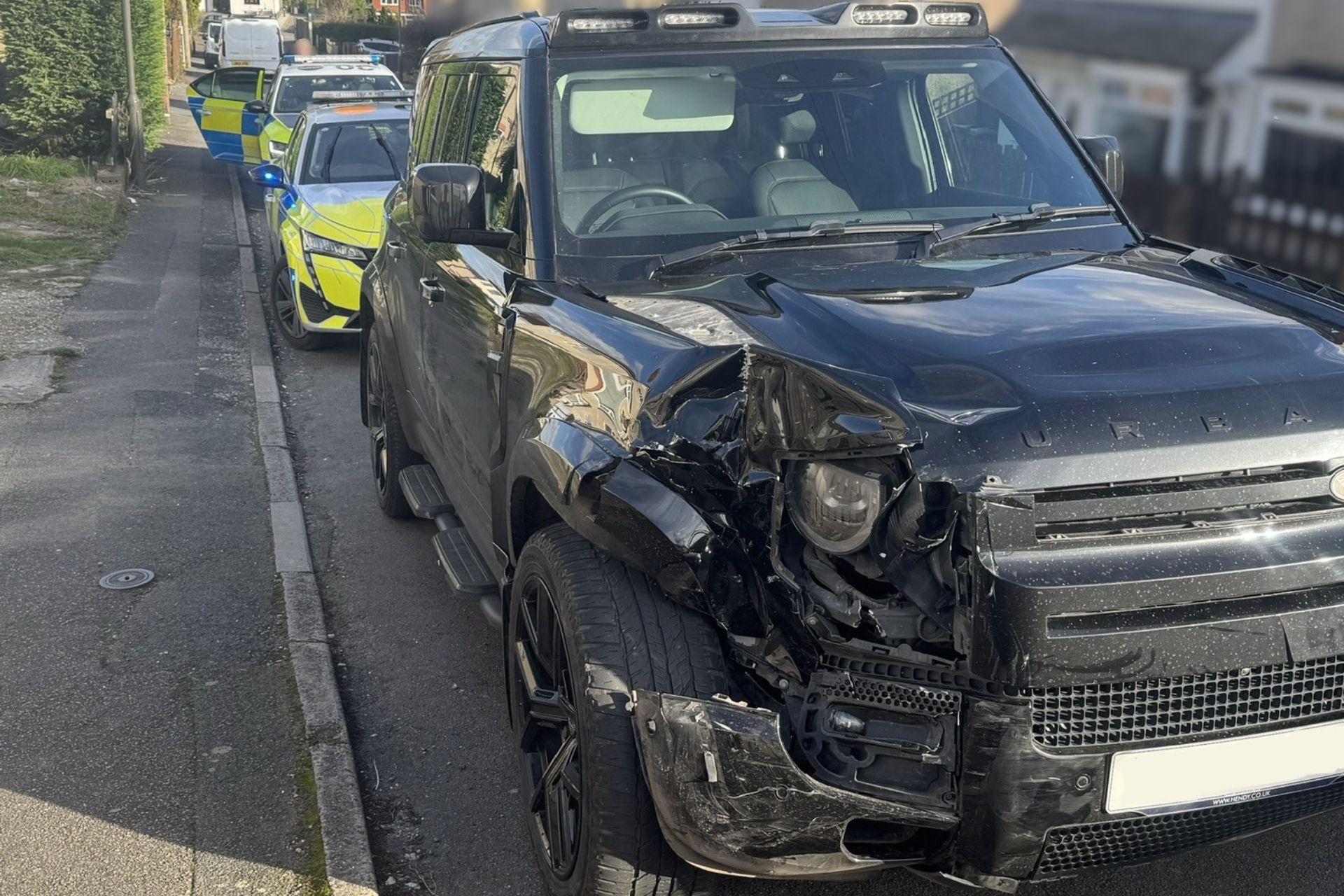 Derbyshire police stop driver without licence caught driving dangerous ...