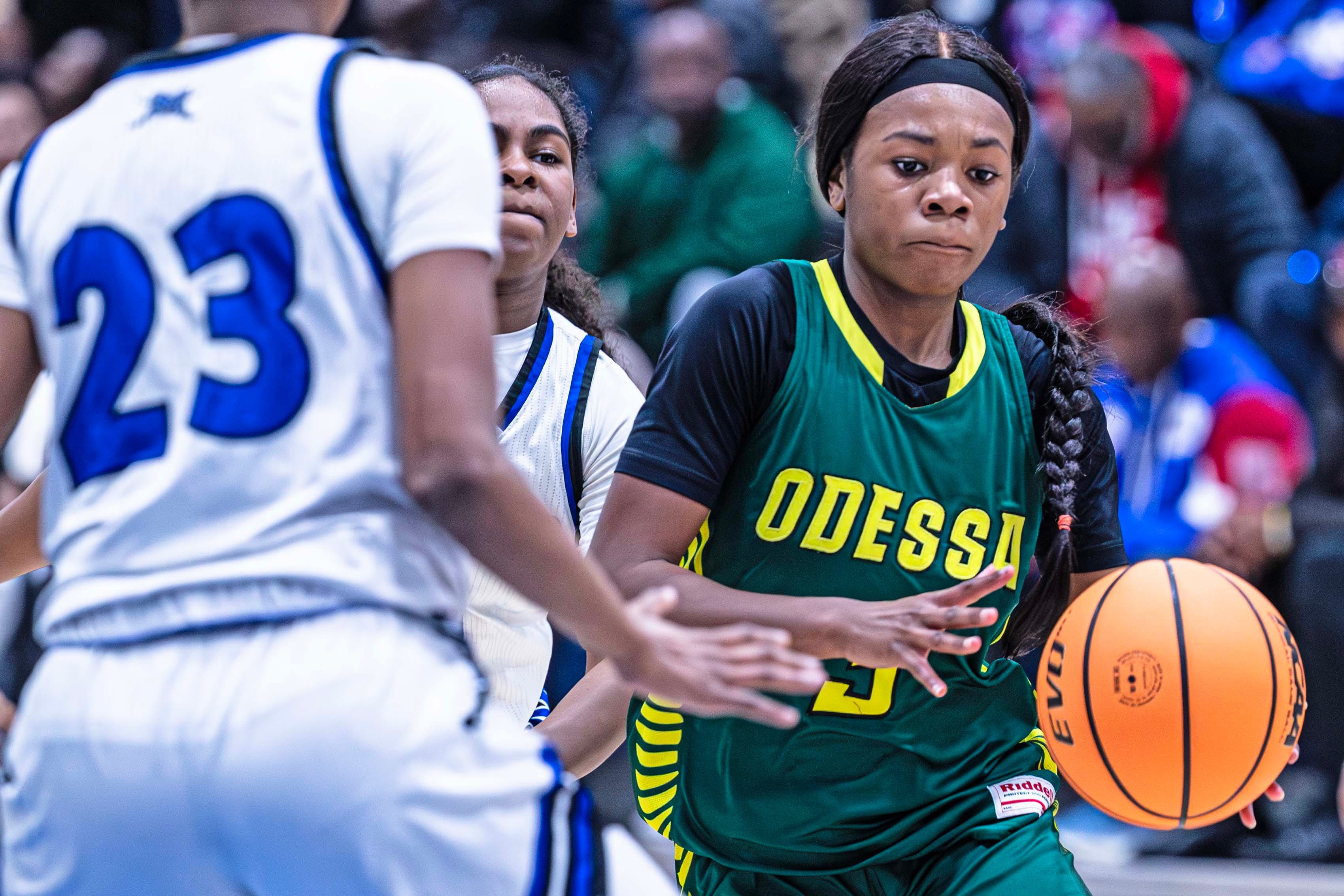 First-round DIAA basketball tournament scores and schedules