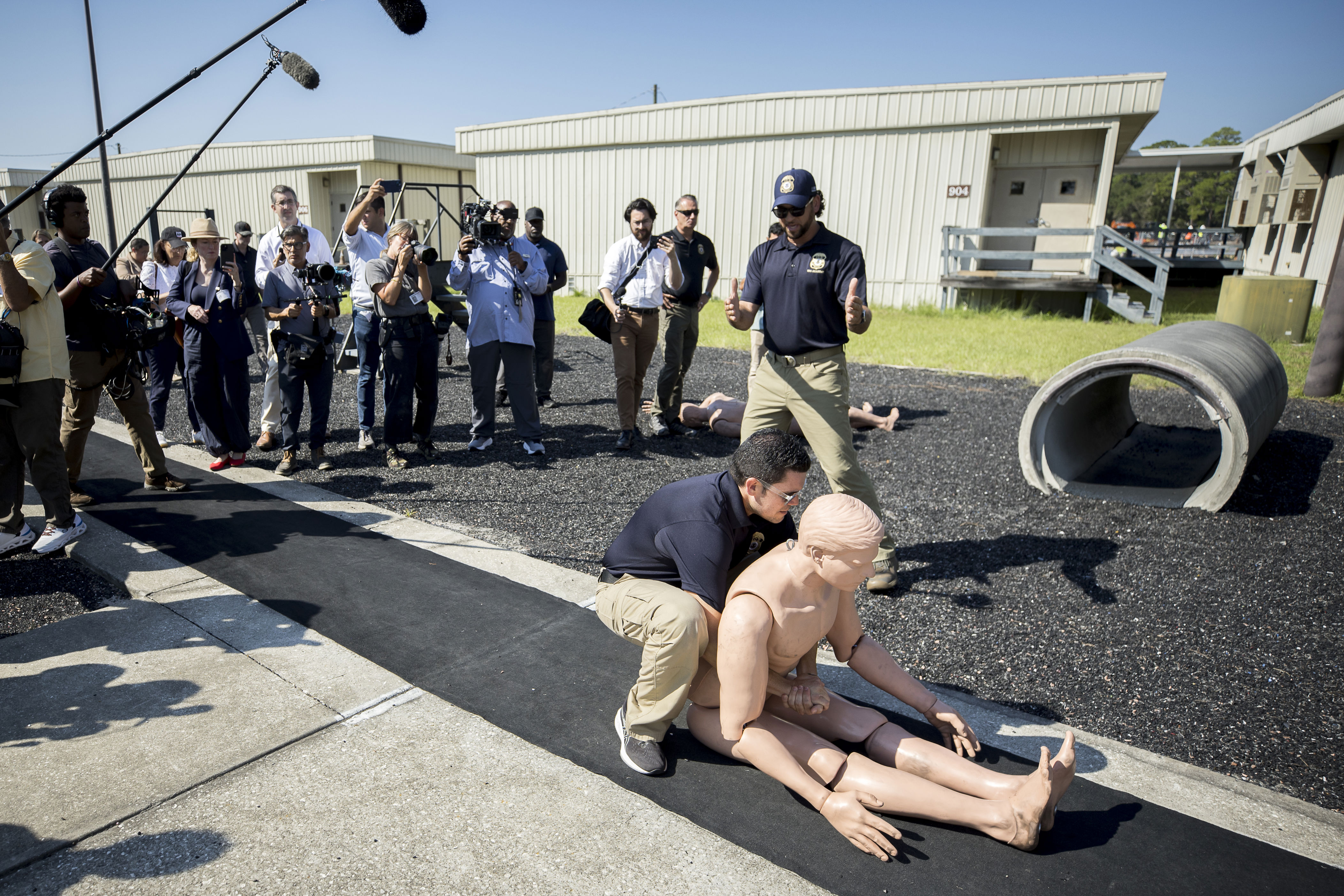 ICE training was slashed, records show, corroborating whistleblower claims<br><br>