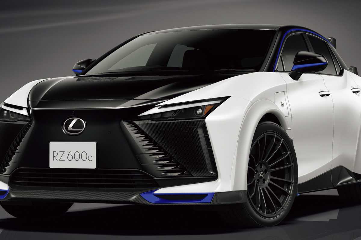 Lexus RZ 600e “F Sport Performance”, il SUV elettrico diventa sportivo
