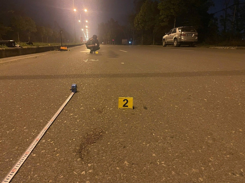 Mang dao quắm đi giải quyết mâu thuẫn, chém đứt lìa tay nam sinh