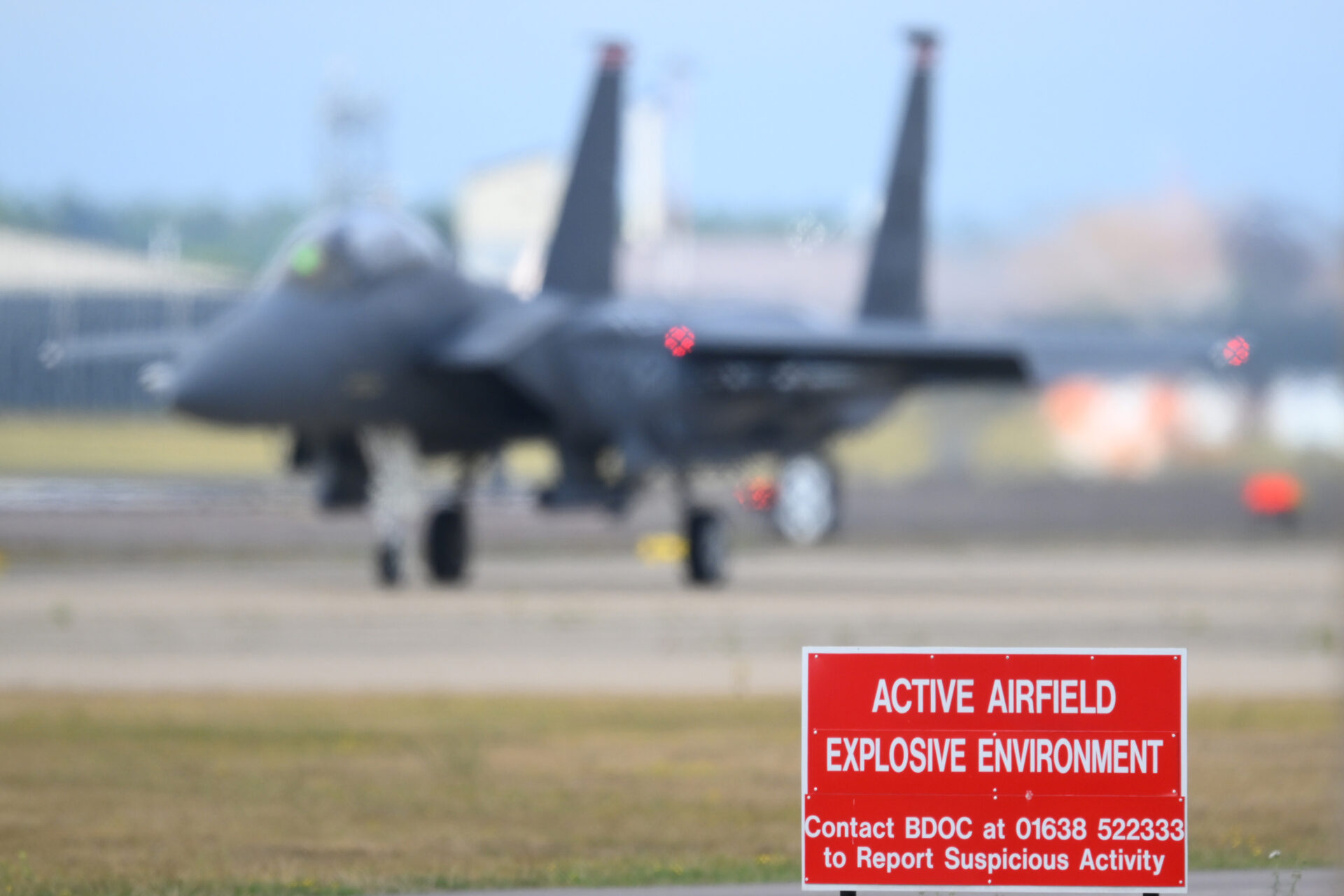 How were three US fighter jets shot down in Kuwait?
