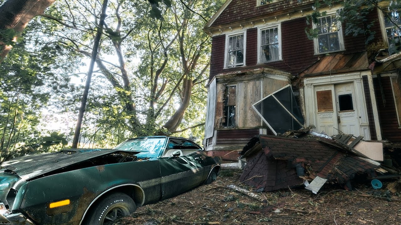 Unveiling the mystery of the Clint Eastwood mansion