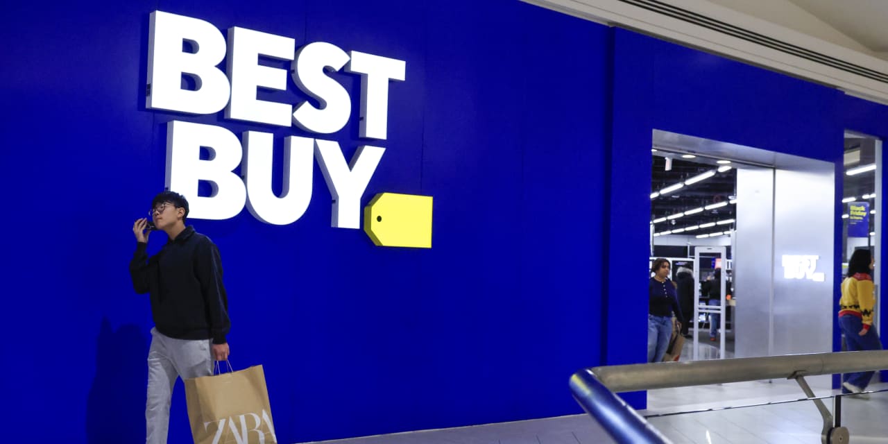 Why Best Buy’s stock is surging, even as sales and full-year outlook ...