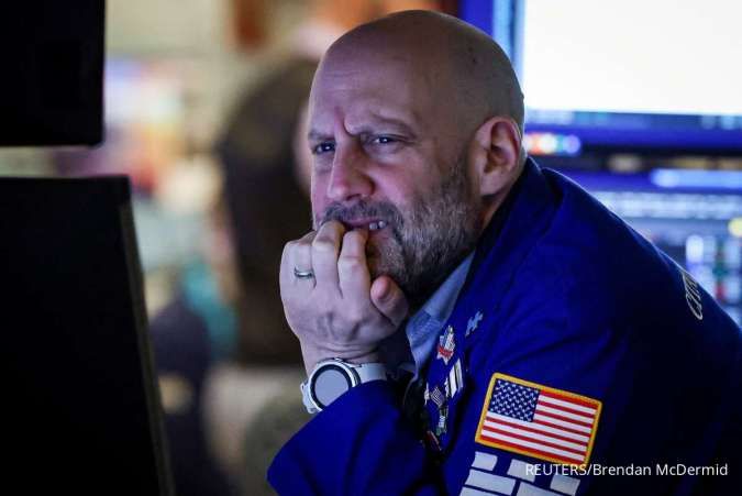 Wall Street ambruk, Dow Jones masuk zona koreksi di tengah eskalasi Timur Tengah