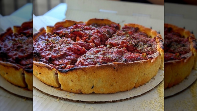 The exterior of My Pi Pizza in Chicago