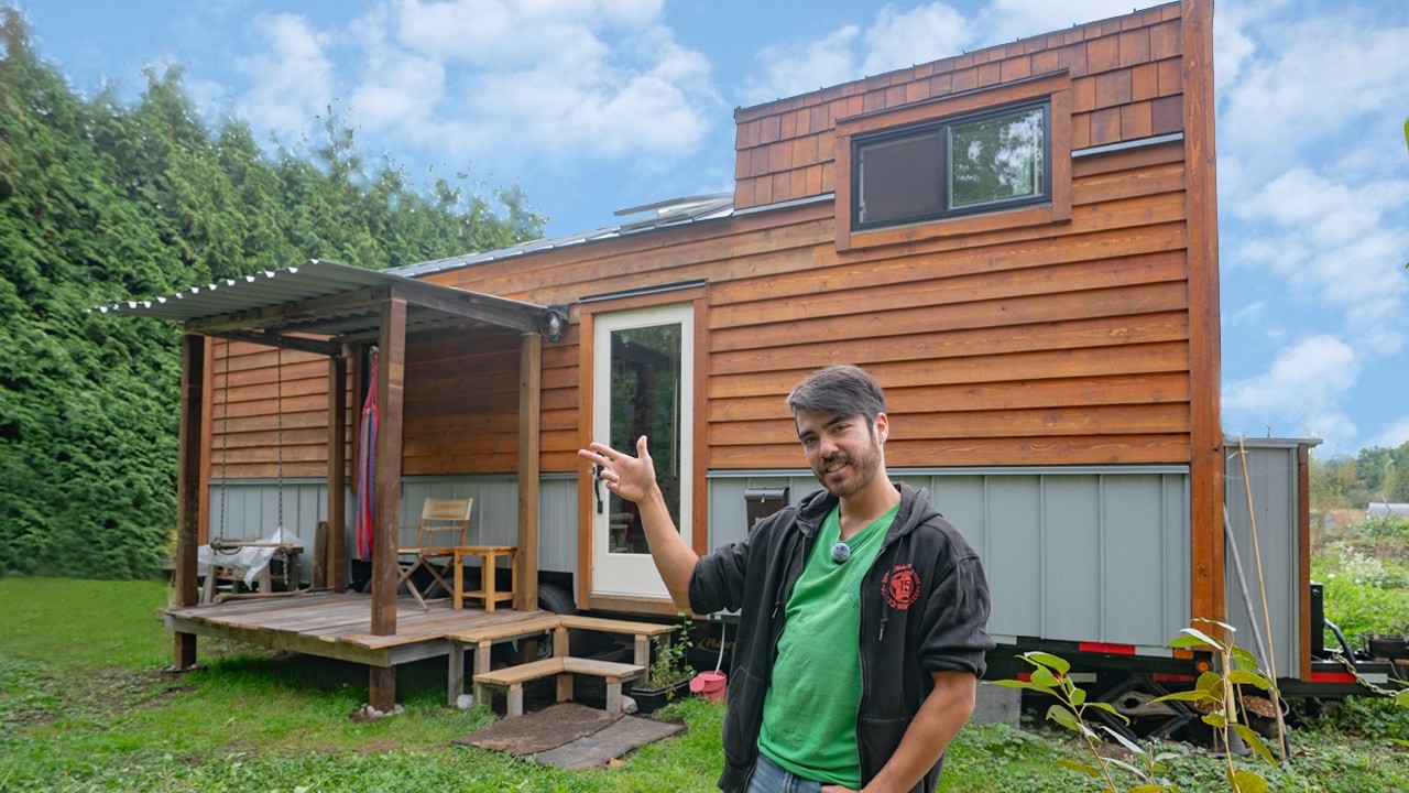 Explore this jaw-dropping custom tiny house