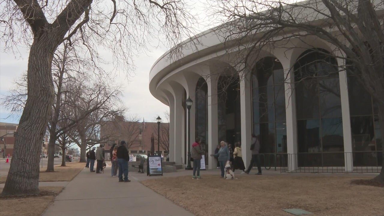 Northern Colorado city to demolish iconic circular city hall building