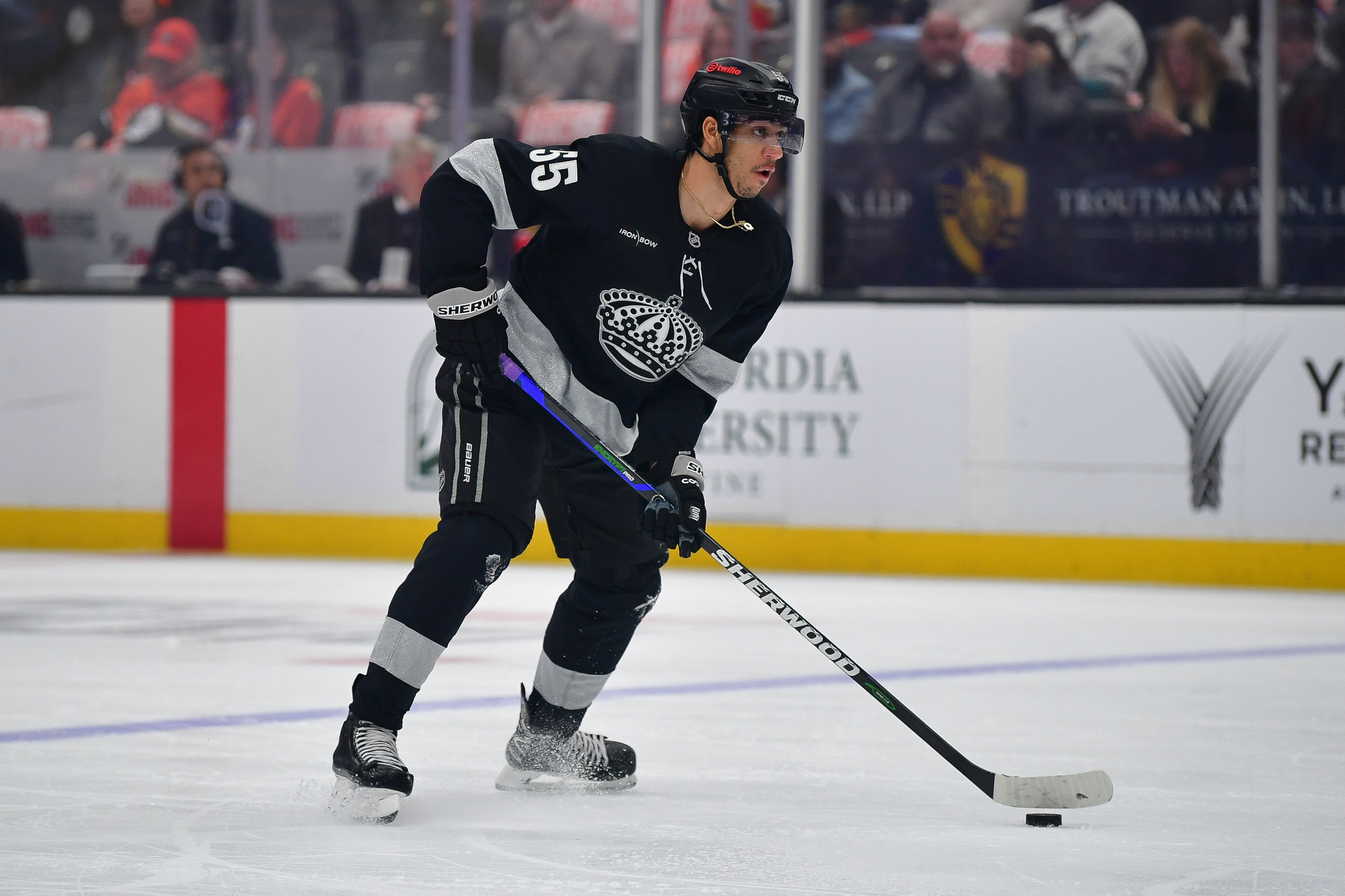 Kings’ Quinton Byfield sustains upper-body injury
