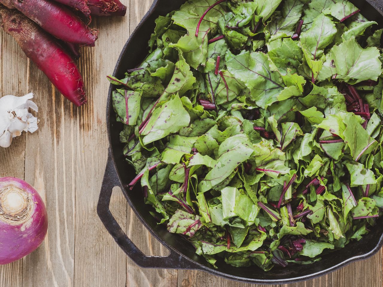 An image of beet greens
