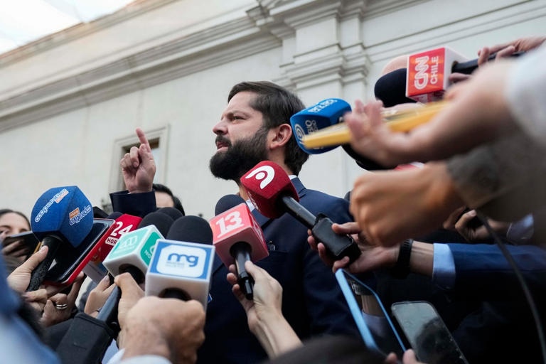 Kast finaliza proceso de transición en Chile tras choque con Boric y ...
