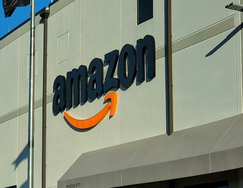 Drone strikes hit Amazon data centers in UAE, Bahrain amid ongoing ...