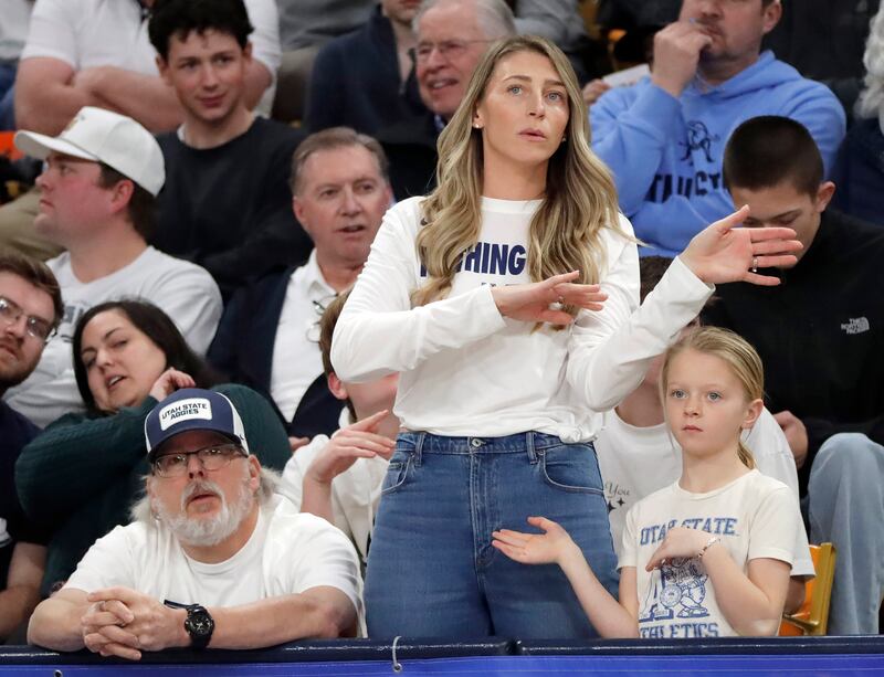 The untold journey that landed Jerrod Calhoun at Utah State — and those ...
