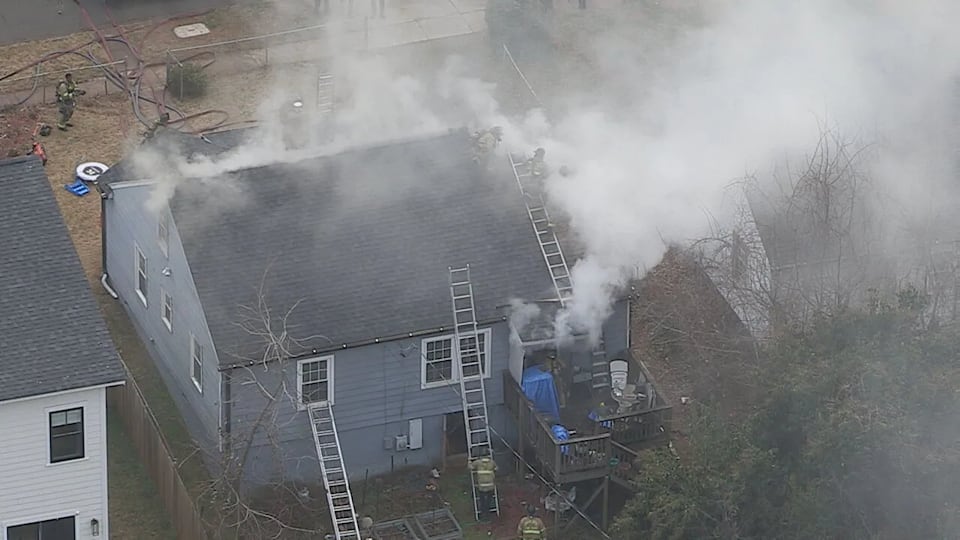 Person seriously hurt in north Charlotte house fire