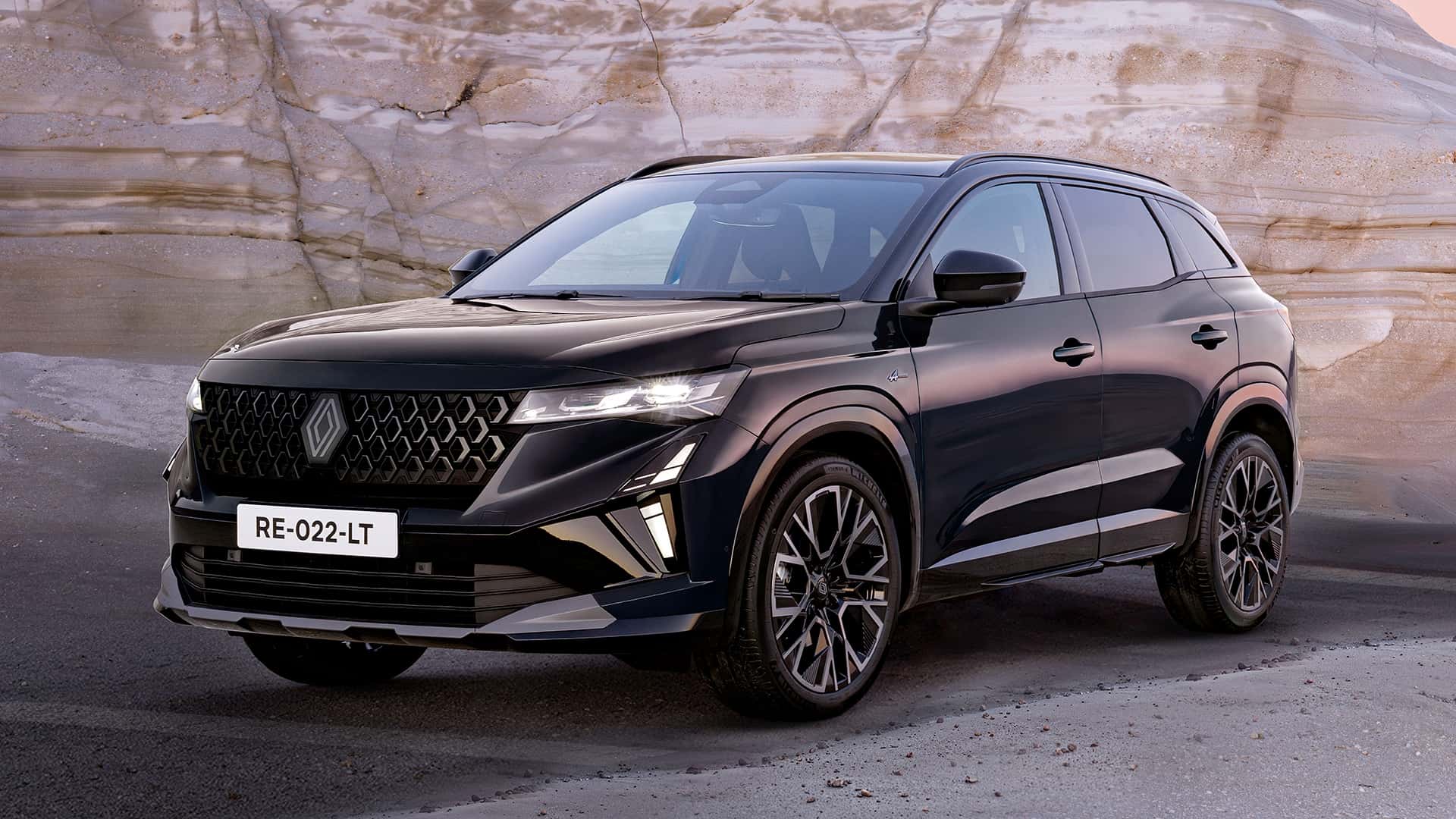La Renault Austral ha una nuova serie speciale per l'Italia