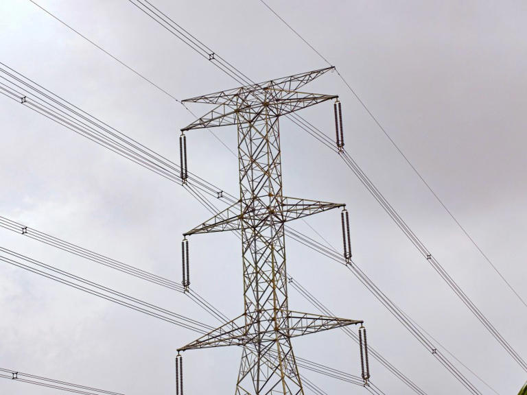 More than 4,500 power outages reported in Cleveland