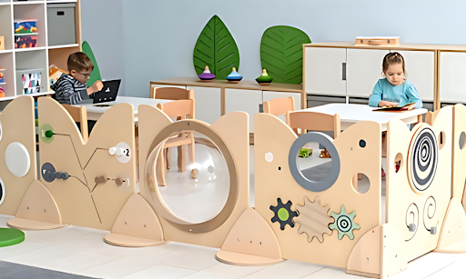 Classroom dividers for daycare & preschool: Noise & distraction reduction