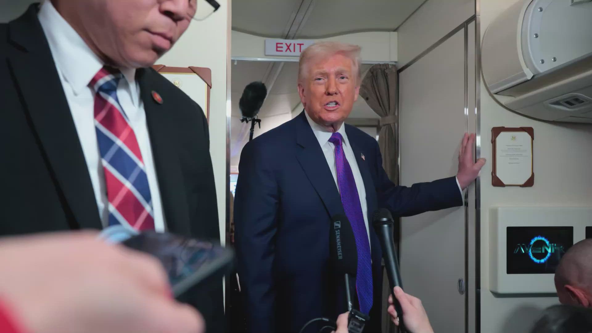 Trump slams Megyn Kelly and Tucker Carlson over their criticism of Iran ...