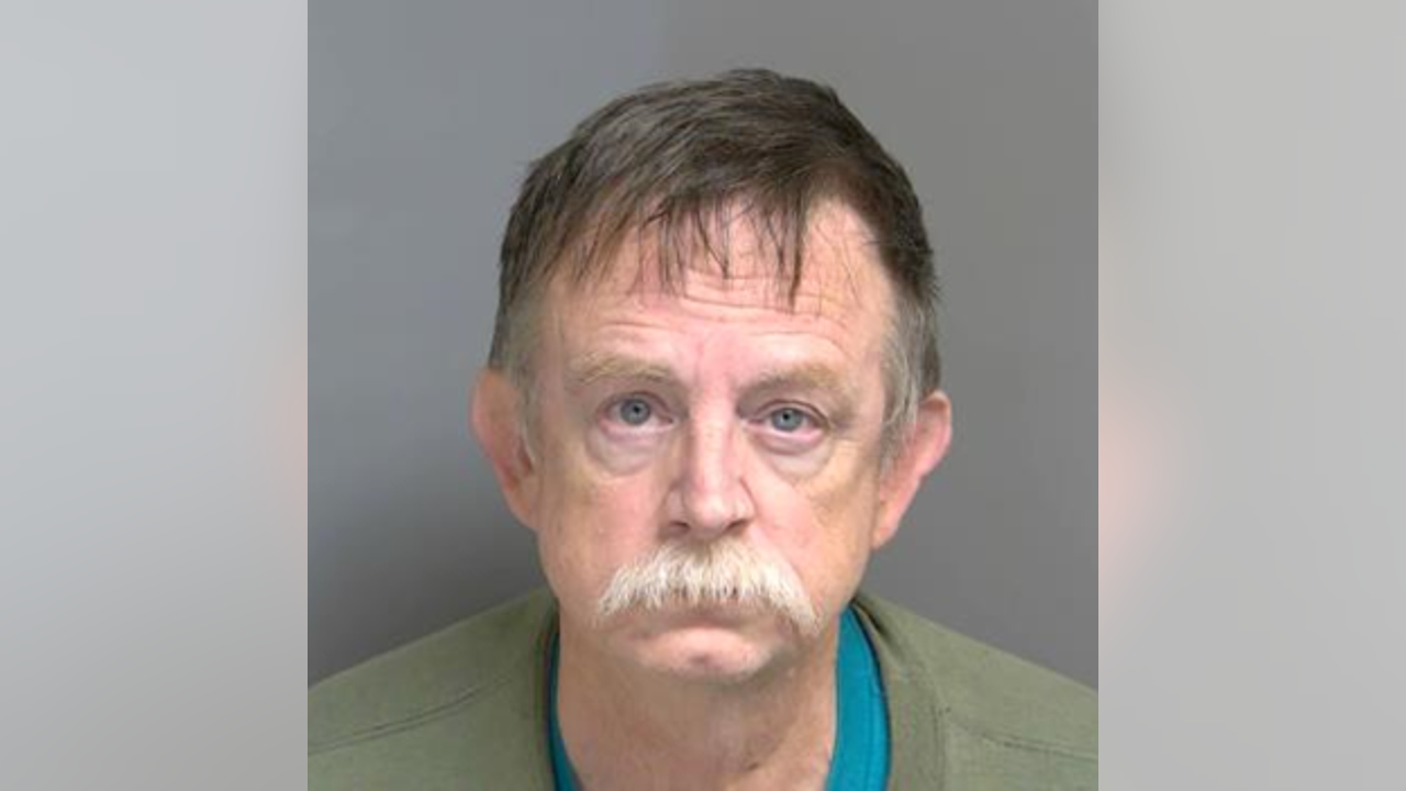 Mount Clemens man pleads to child porn charges