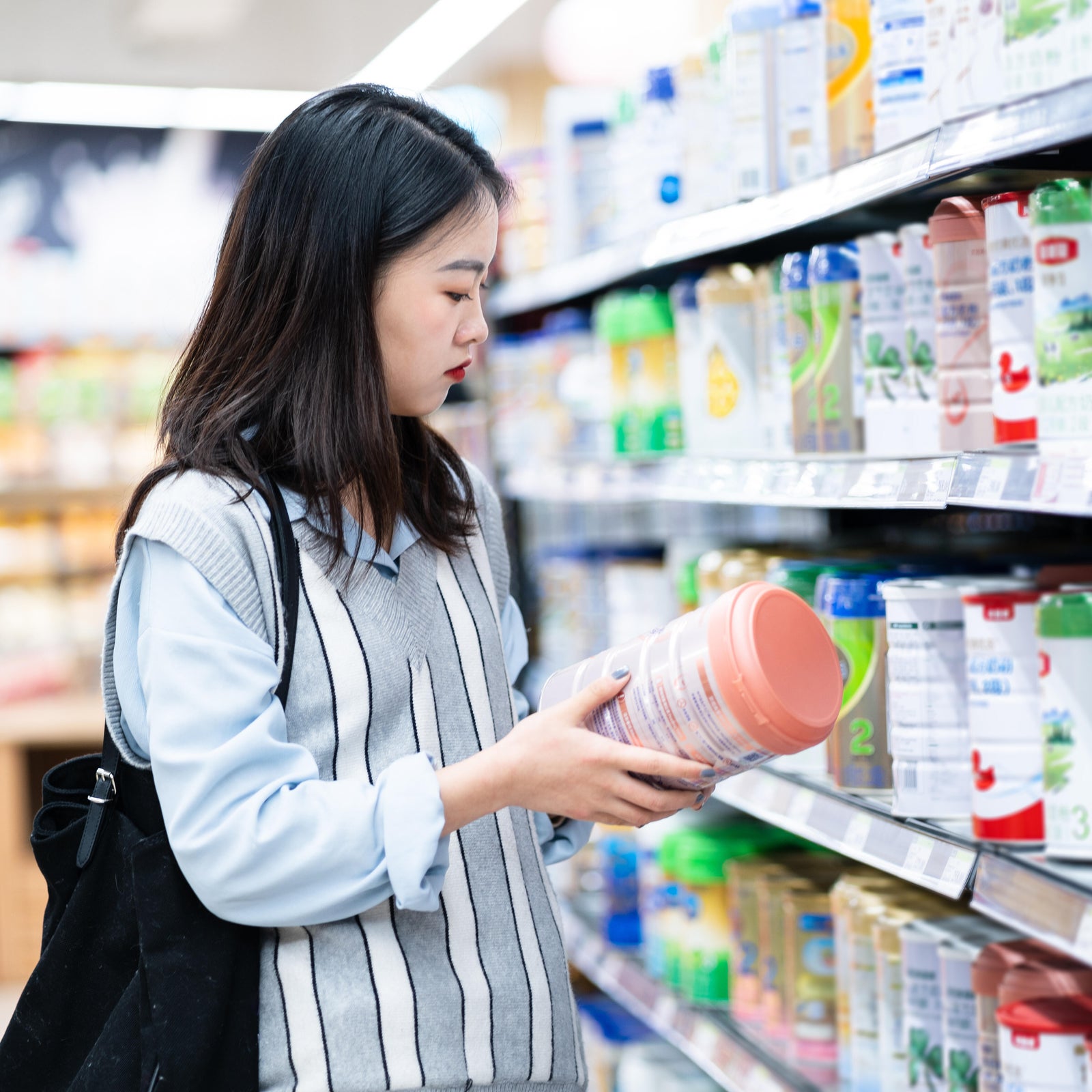 Some baby formula brands contain heavy metals, Consumer Reports says