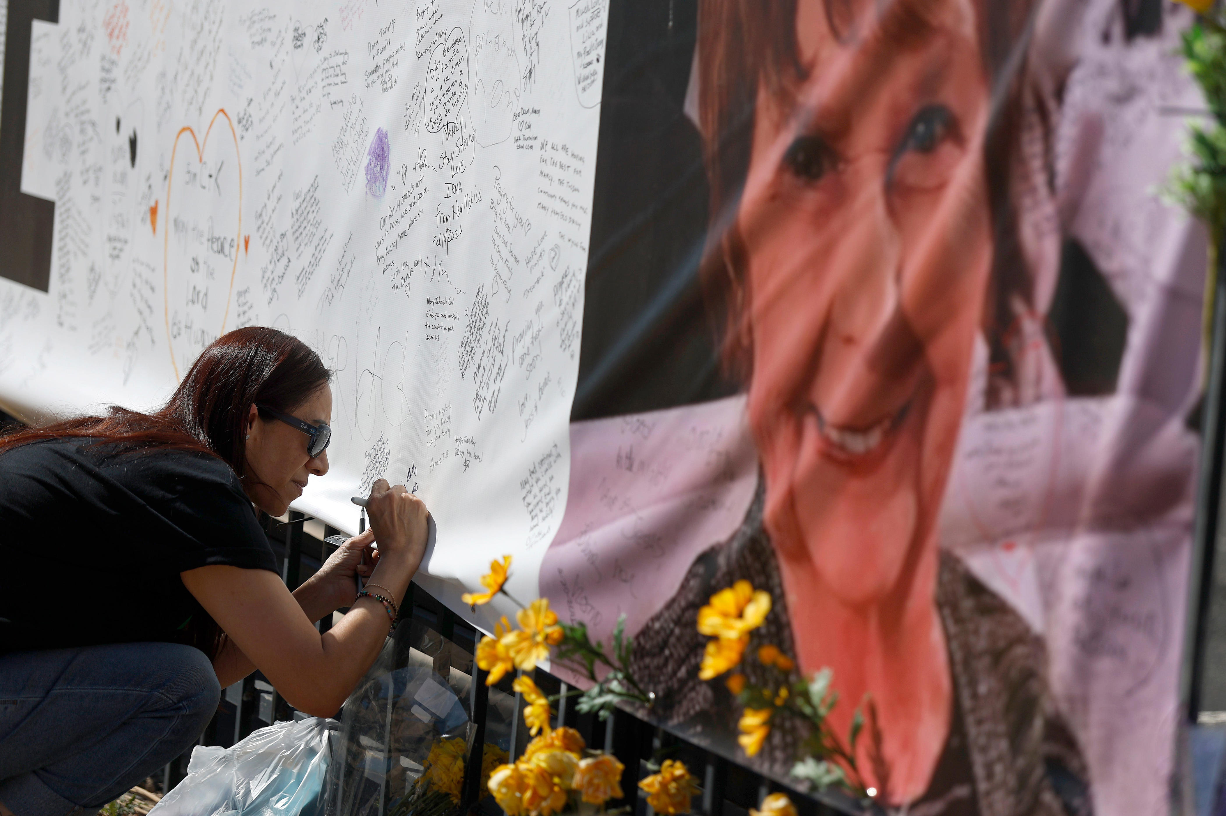 Search for Savannah Guthrie