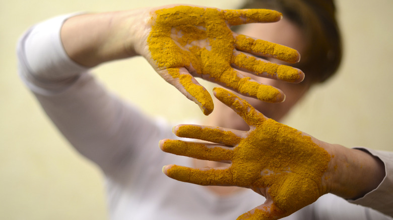 The unexpected vegetable you need to remove stubborn stains from your hands