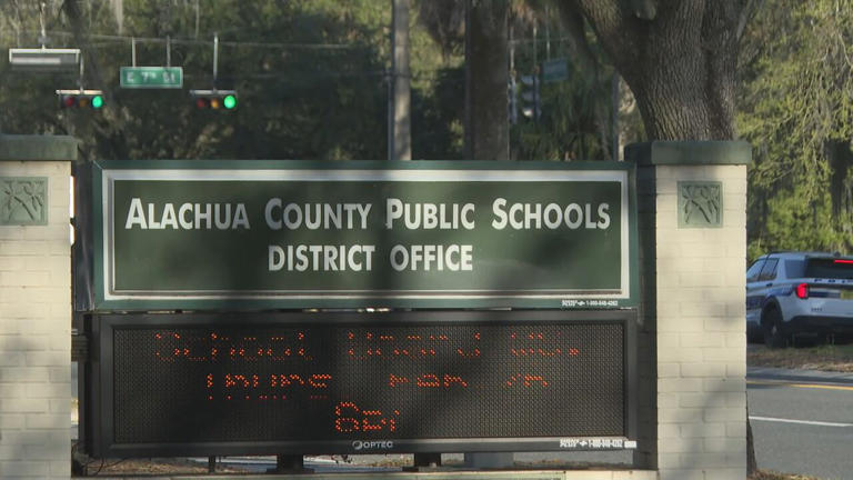 Alachua County School Board narrows in on rezoning plan that would ...