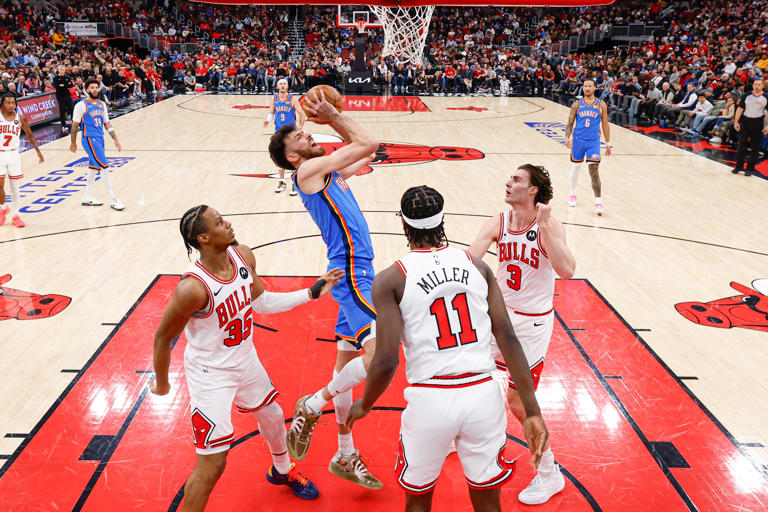 Photos: Best images from Thunder's 116-108 win over Bulls