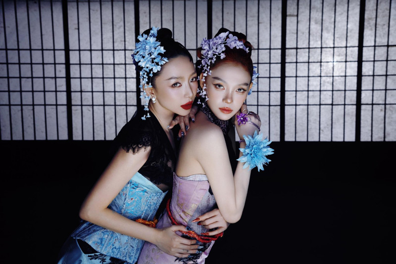 Minh Hằng, Tóc Tiên táo bạo