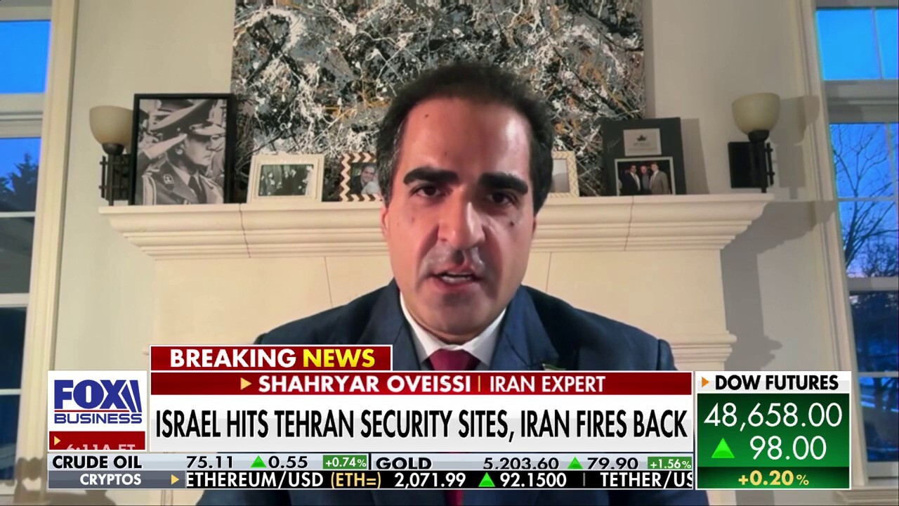 US urges Americans to flee Middle East as Iranian counterattacks ...