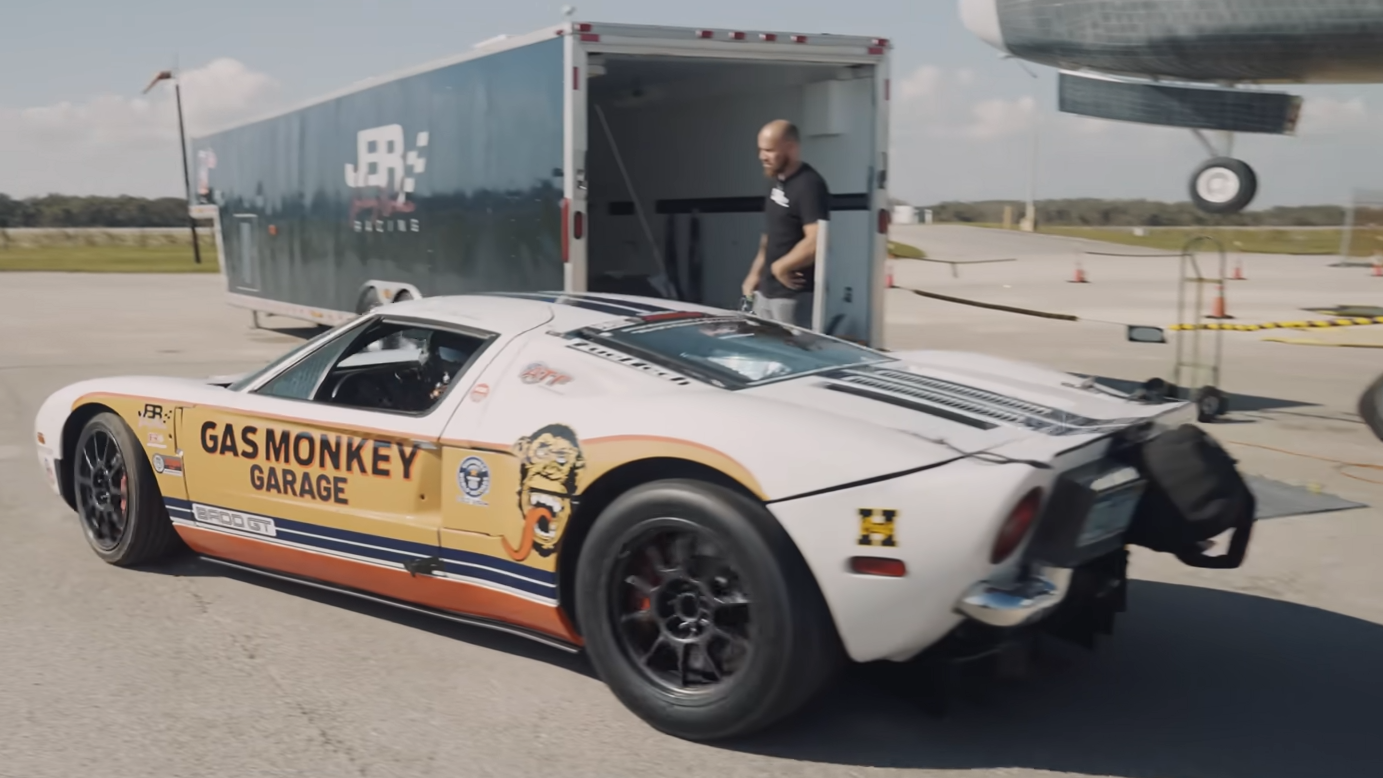 “Fastest Street Car Ever Hitting 310 MPH” - And It's Actually Legal To ...