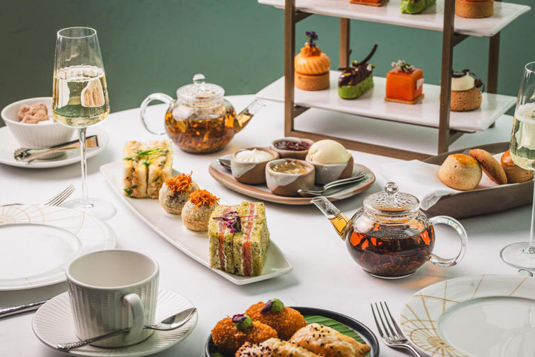 Luxury London experiences to book this Mother’s Day including skyline ...