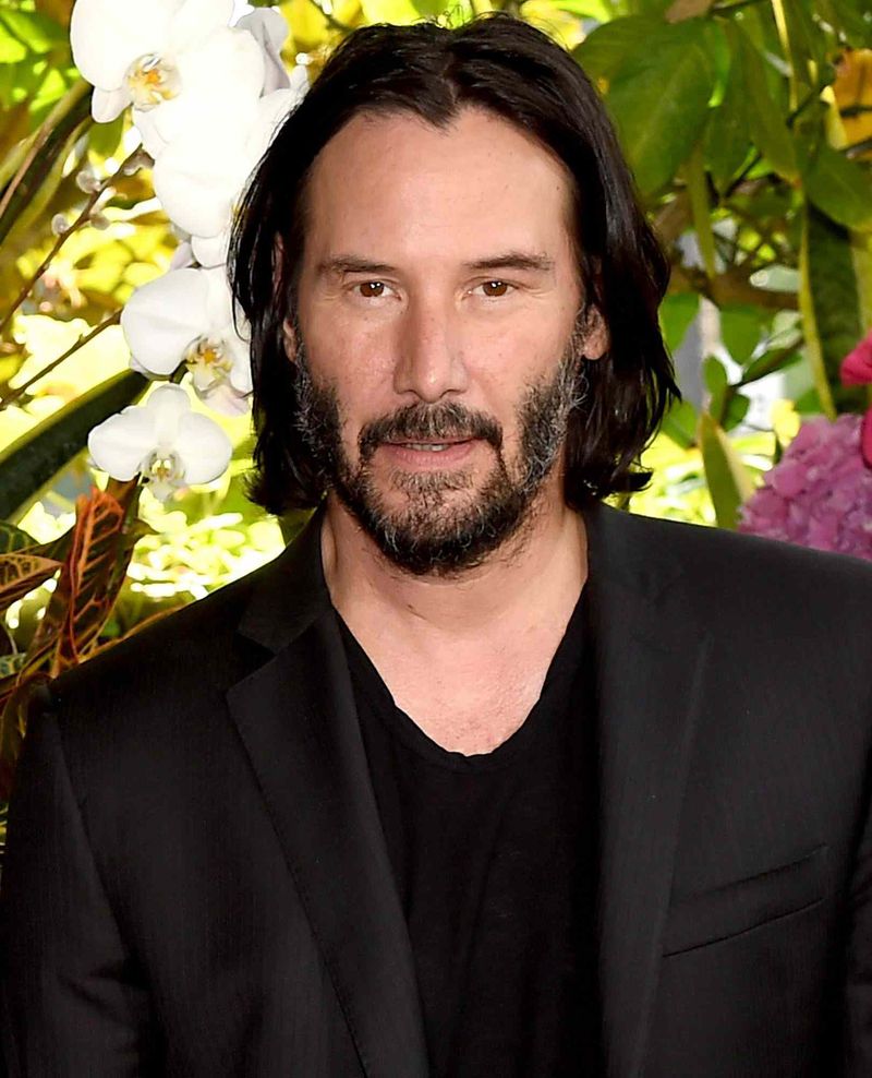 Keanu Reeves does it again: 5 times he proved he's the nicest guy in ...