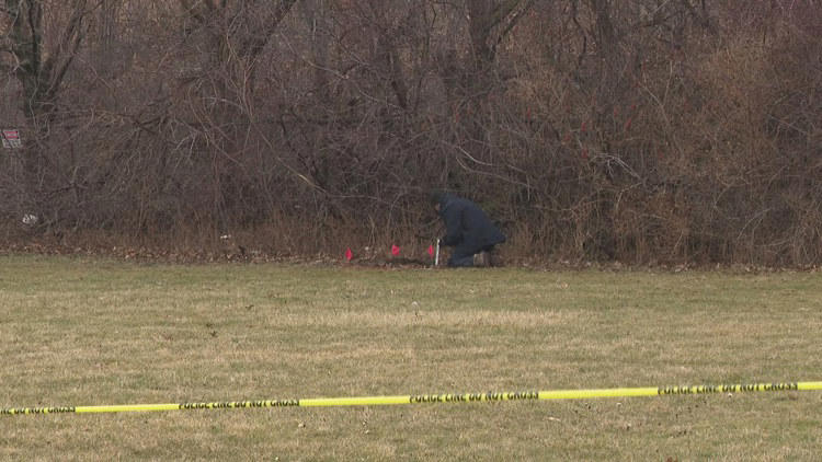 2 young girls found dead in suitcases in Cleveland: Preliminary DNA ...
