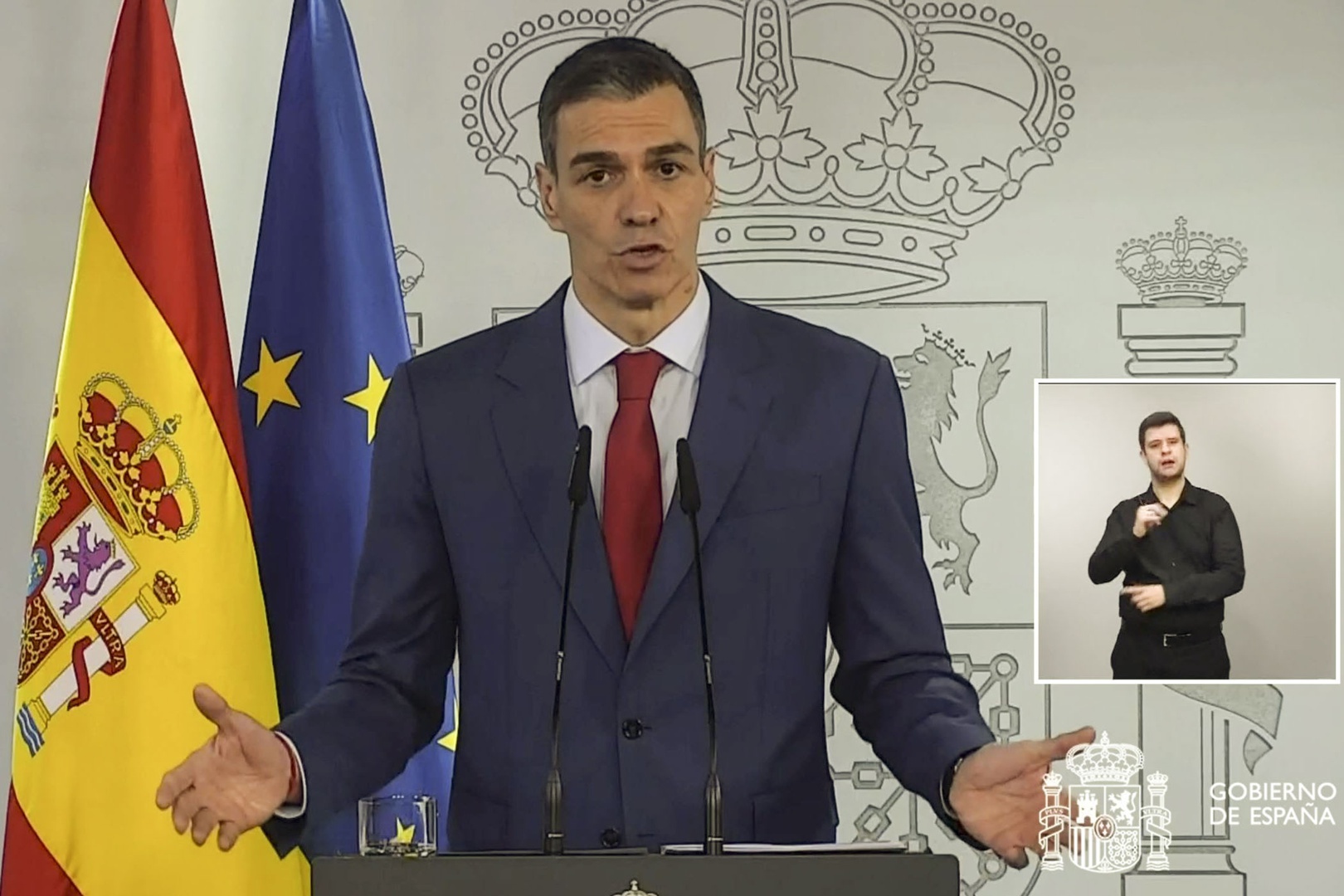 Sánchez avisa de que España no será cómplice de la guerra solo por ...