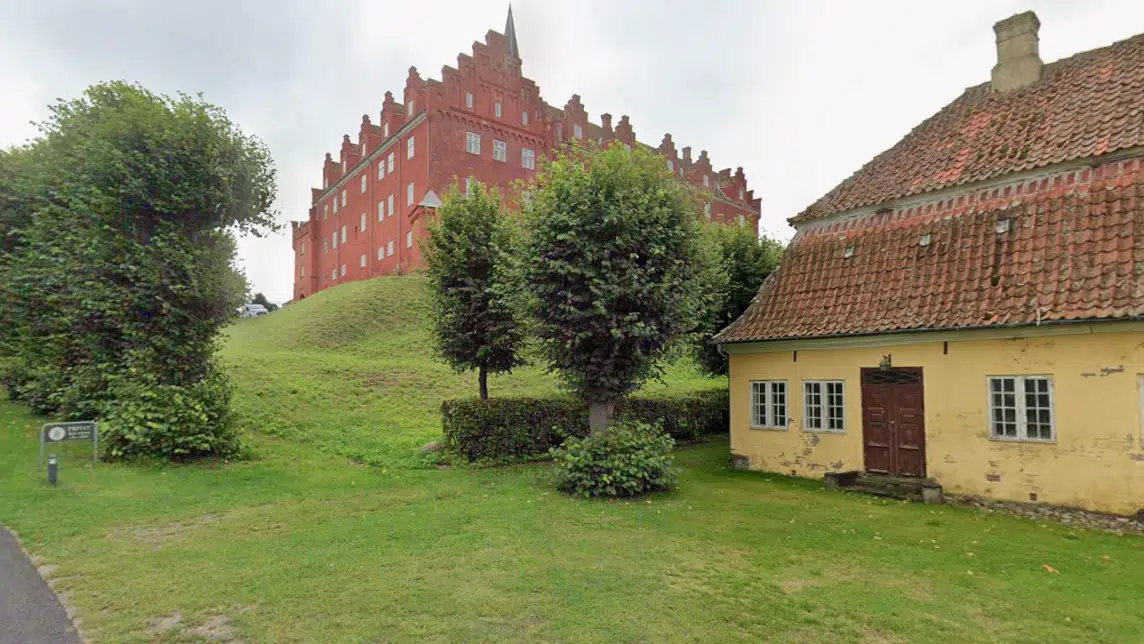 Milliardærfamilie overtager dansk slot