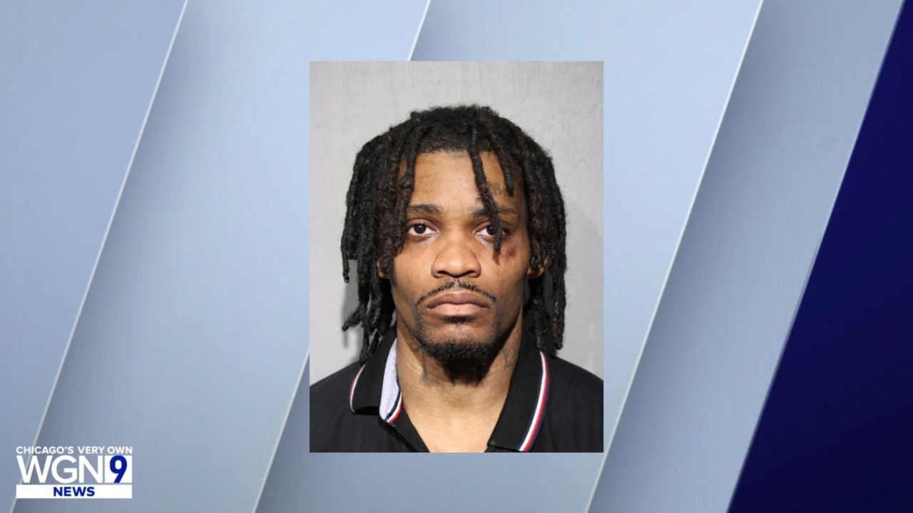 Man accused of shooting at CPD officers on South Side facing attempted ...